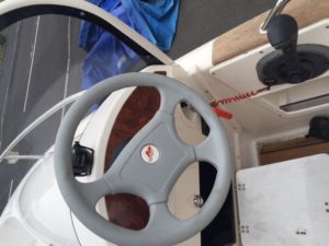 Quicksilver 425 Commander Review