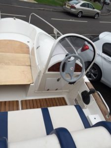 Quicksilver 425 Commander Review Quicksilver 425 Commander Review