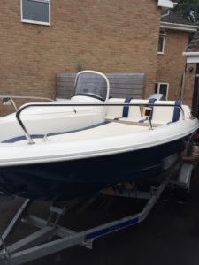 Quicksilver 425 Commander Review Quicksilver 425 Commander Review